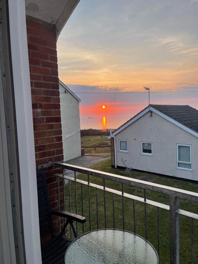 Villa Sea View 3-Bed Heated Pool Eat Bar Kids Park Lowestoft Exterior foto