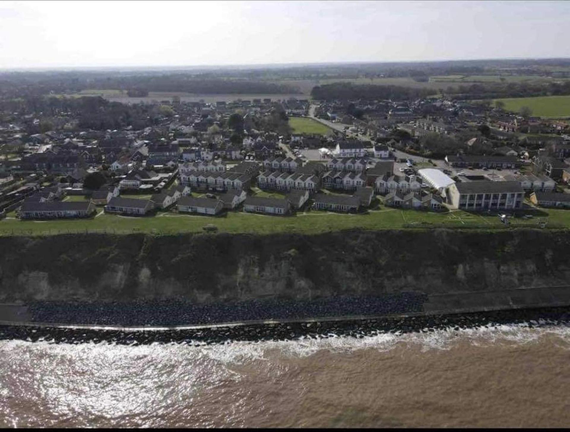 Villa Sea View 3-Bed Heated Pool Eat Bar Kids Park Lowestoft Exterior foto