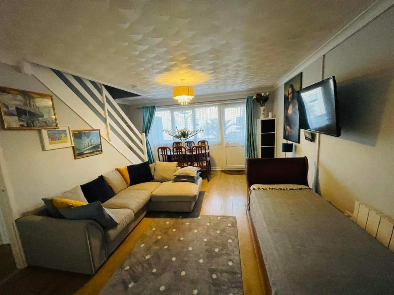 Villa Sea View 3-Bed Heated Pool Eat Bar Kids Park Lowestoft Exterior foto